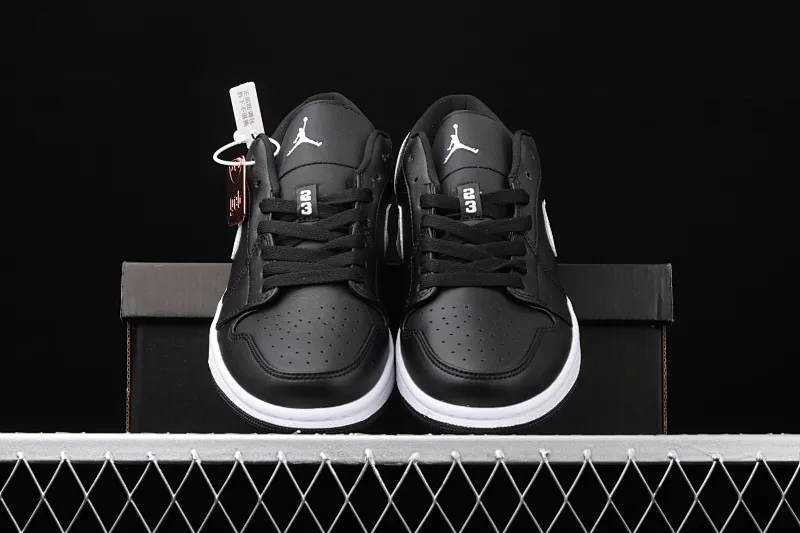 All categories Air Jordan Jordan series basketball shoes Air Jordan 1 Low Air Jordan 1 Low AJ1 Joe 1 low-top black and white cultural and leisure sports sneakers AO9944-001